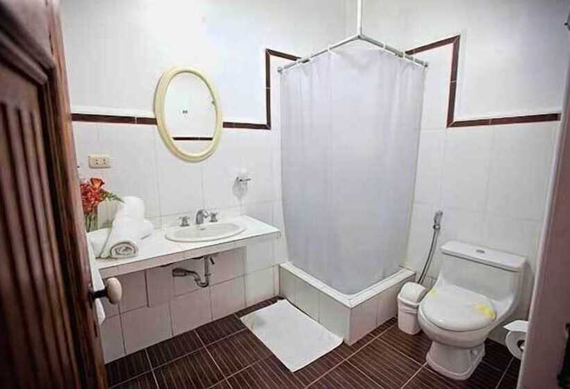 هتل & Hacienda El Carmelo