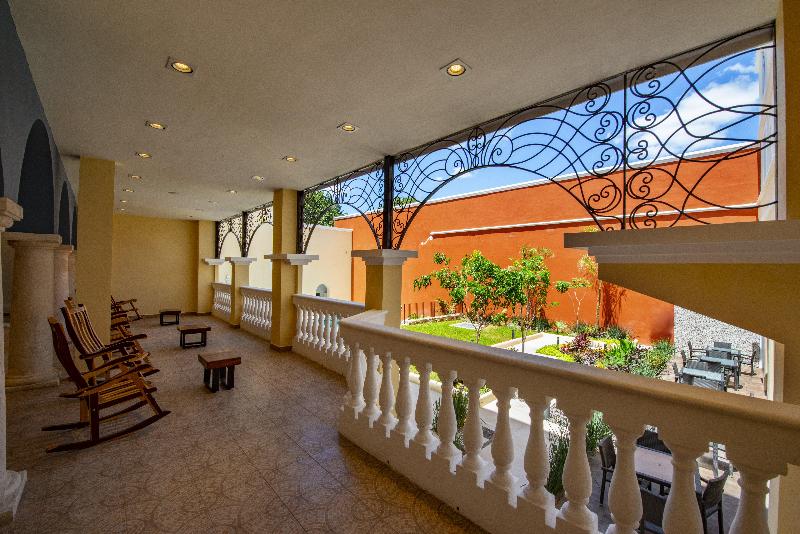 Отель Holiday Inn Express Merida Centro, An Ihg