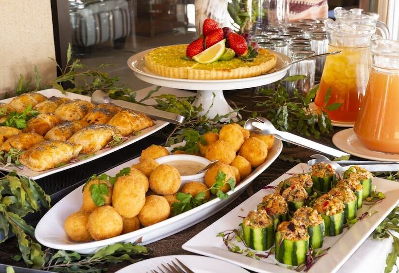 ホテル Inyati Game Lodge