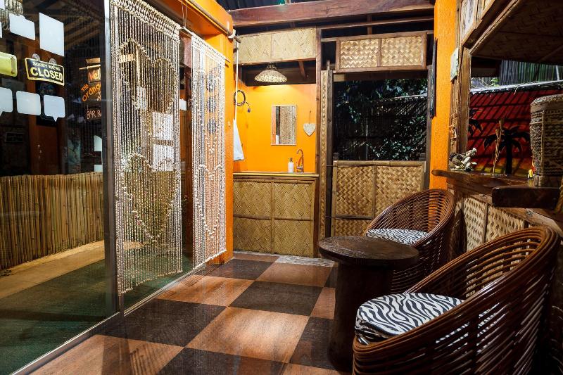 هتل Lala Panzi Bed And Breakfast