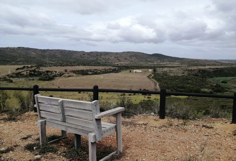 ホテル Outeniquabosch Lodge