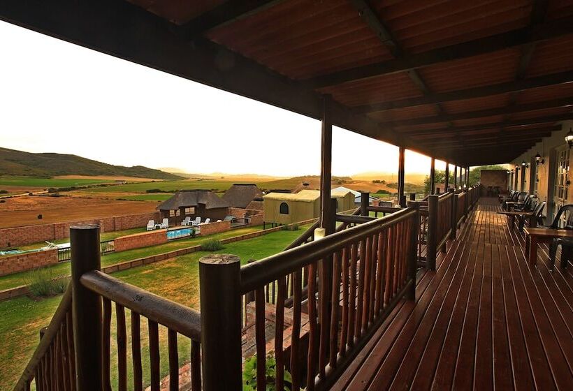 בית מלון כפרי Outeniquabosch Lodge