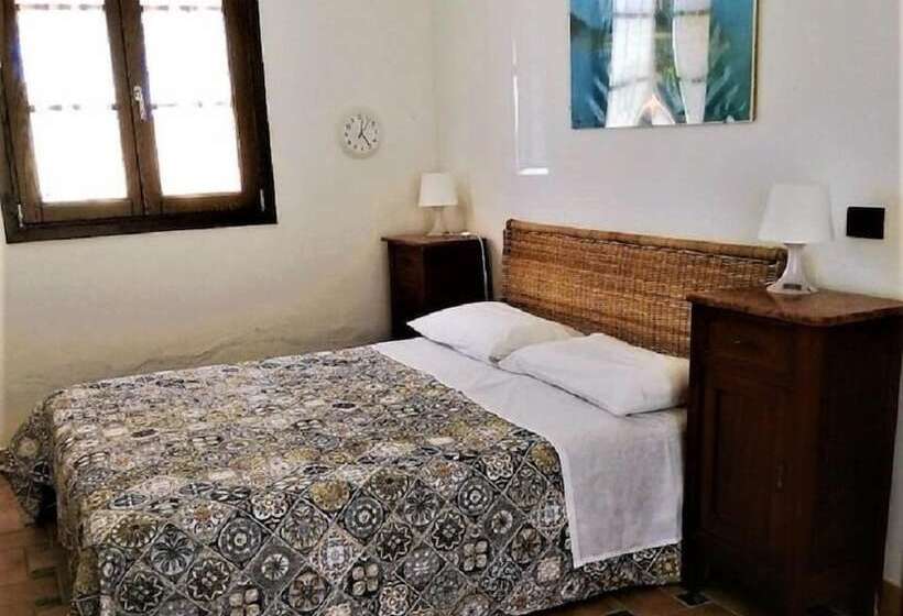 هتل روستایی Agriturismo Borgo Stella