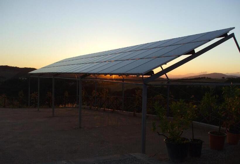 هتل روستایی Agriturismo Borgo Stella