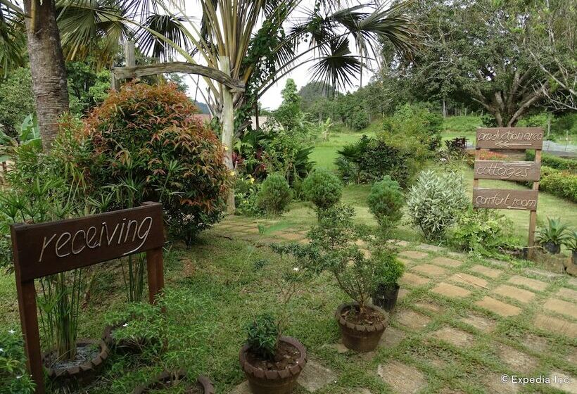 هتل روستایی Sheridan Organic Farm And Resort