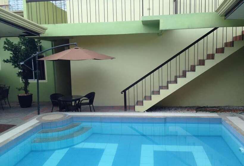 Hotel Sun Moon Poolside