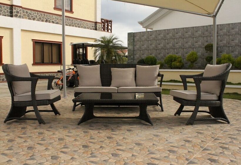 Sunville Hotel And Restaurant