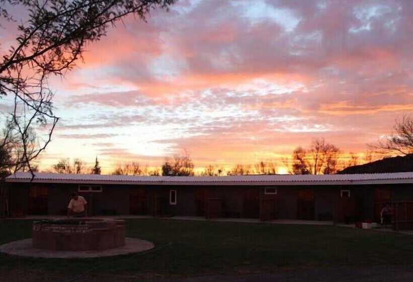 ホテル Teri Lemveli Lodge