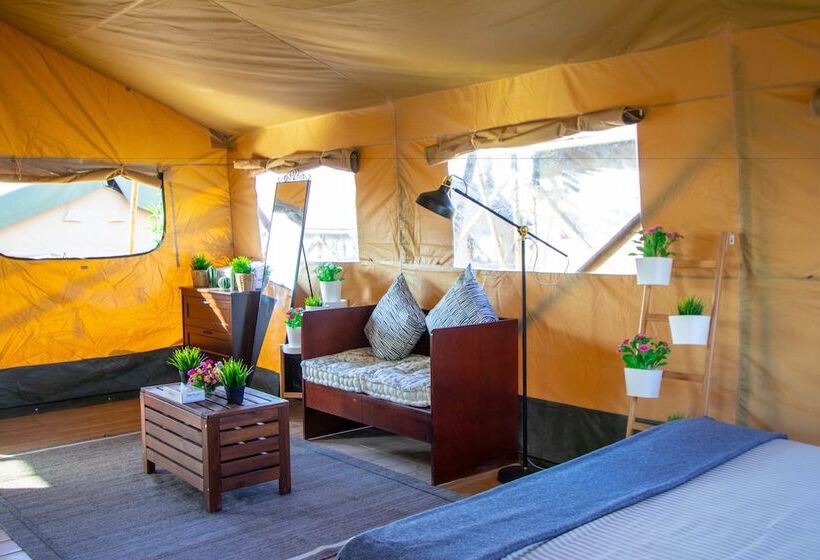 هتل Longbeach Campground