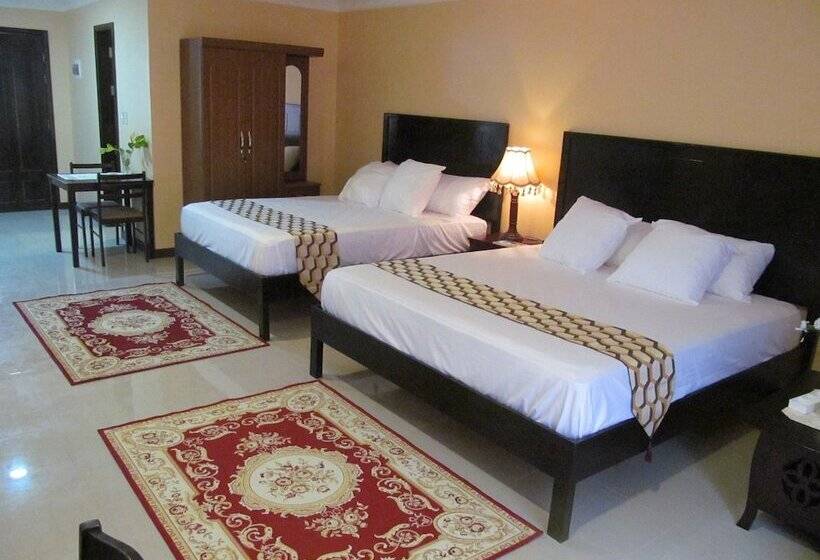 هتل Venezia Suites Resort