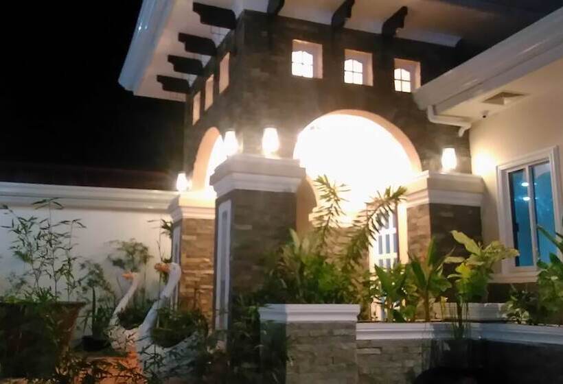 هتل Venezia Suites Resort