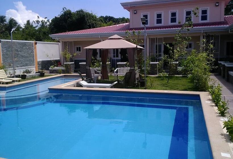 هتل Venezia Suites Resort