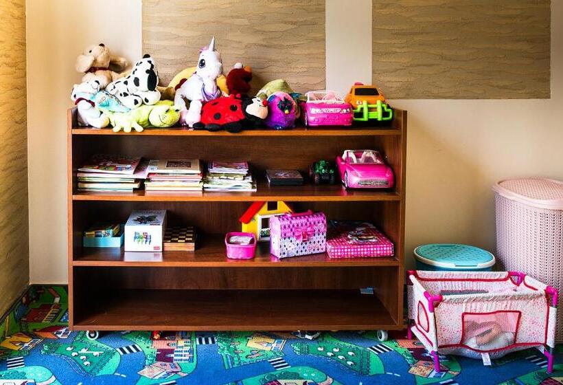 ホテル Willa Alexander Resort & Spa Caloroczny Kryty Basen