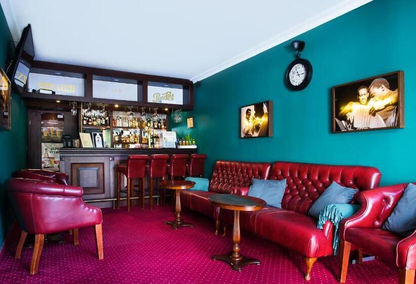 ホテル Willa Alexander Resort & Spa Caloroczny Kryty Basen