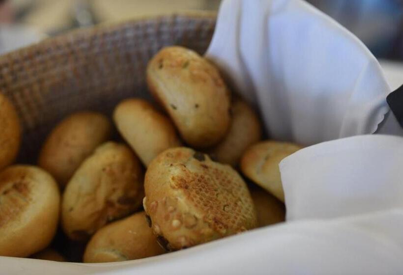 ホテル Willa Alexander Resort & Spa Caloroczny Kryty Basen