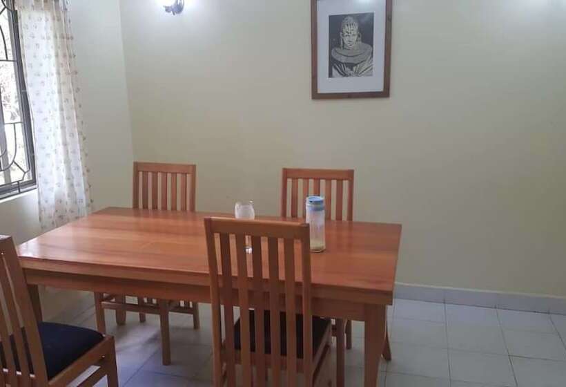 Lincoln House Hostel