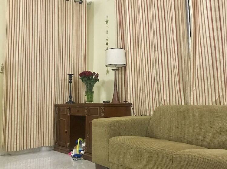 Lincoln House Hostel