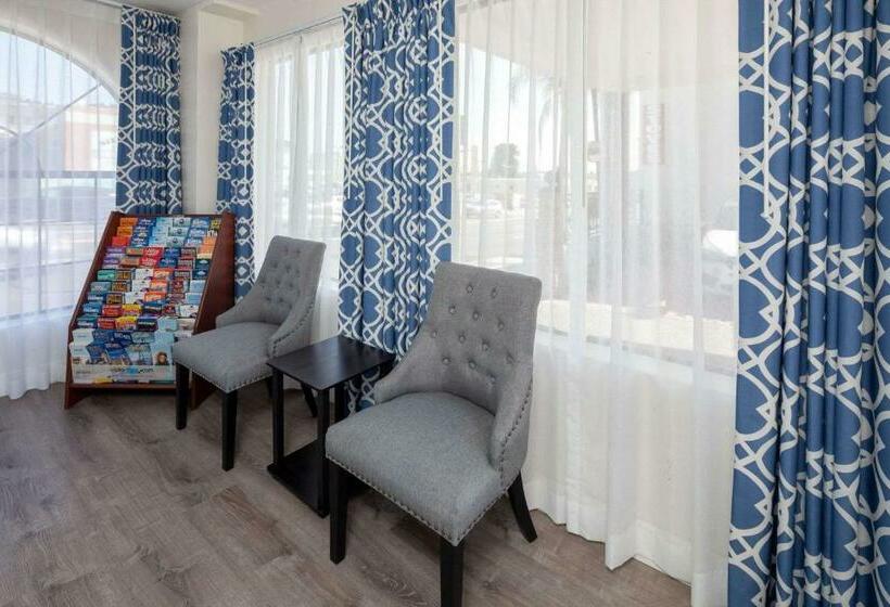 فندق على الطريق Travelodge By Wyndham Harbor City