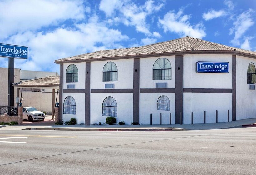 فندق على الطريق Travelodge By Wyndham Harbor City