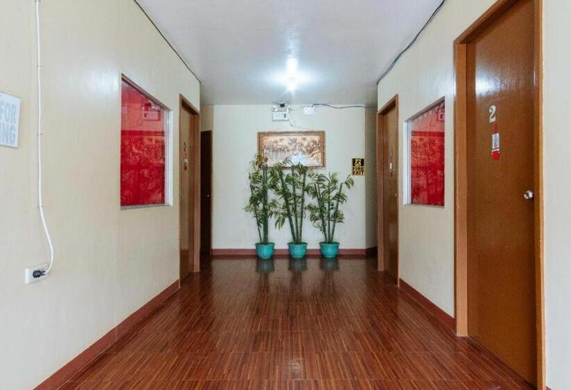 פנסיון Reddoorz @ Bm Road