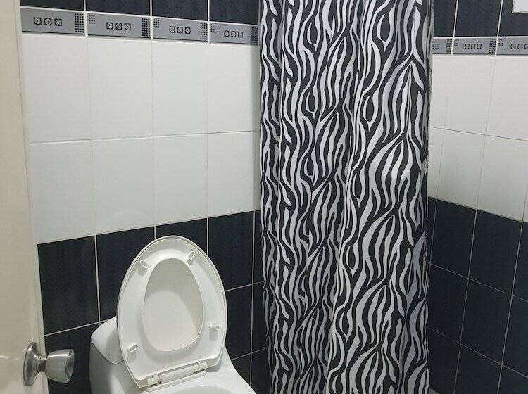 پانسیون The Orange Inn