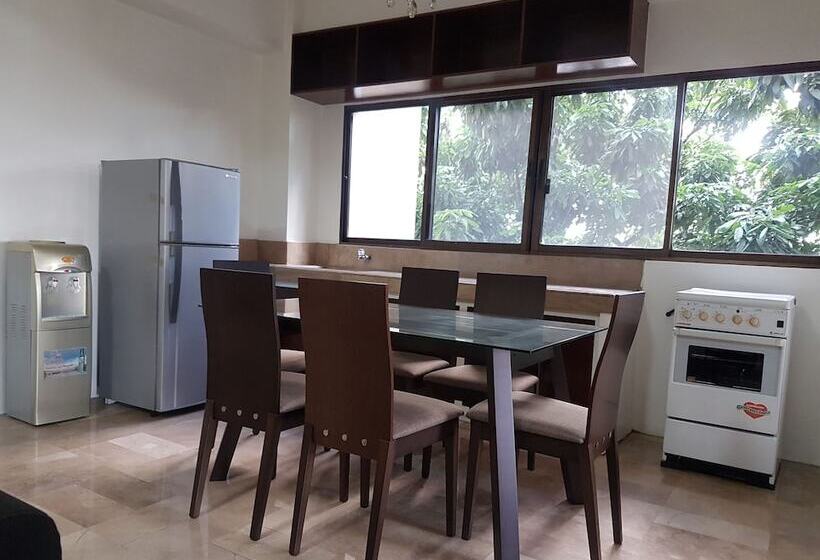 펜션 Tsc Suites By Eastland Residences