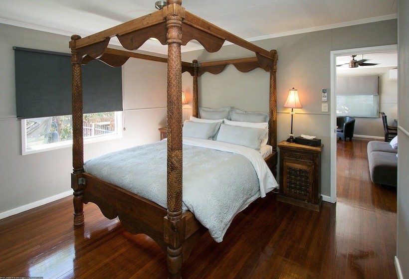 The Beachside Cottages