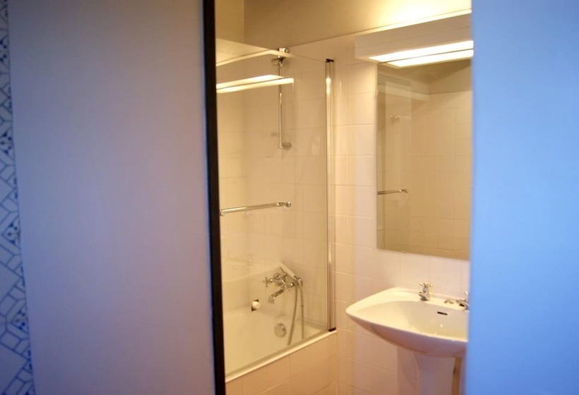 Villa With 3 Bedrooms In Torre De Moncorvo, With Wonderful Mountain View, Pool Access And Enclosed G