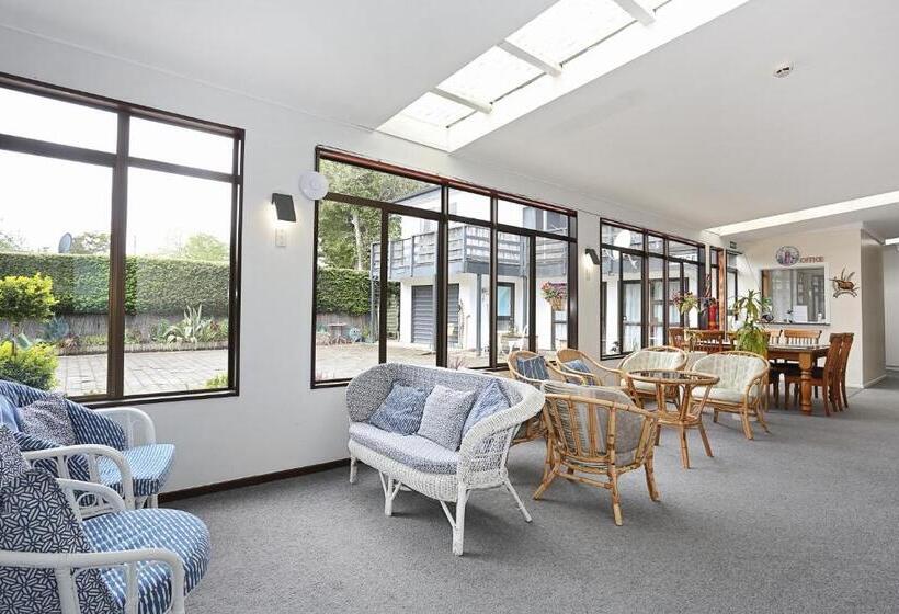 تختخواب و صبحانه Shakespeare House