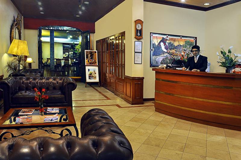 ホテル Xima Arequipa Crismar