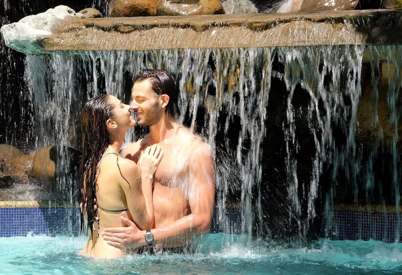 Dakak Park & Beach Resort