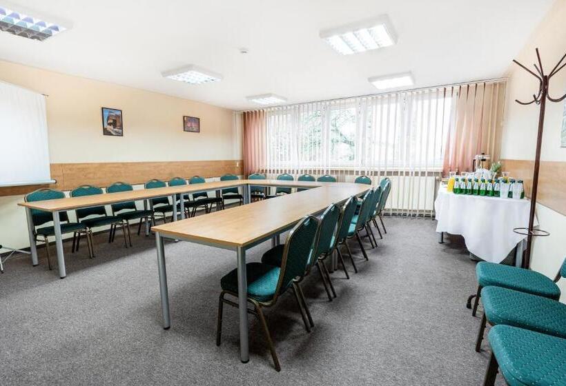 בית מלון כפרי Alf