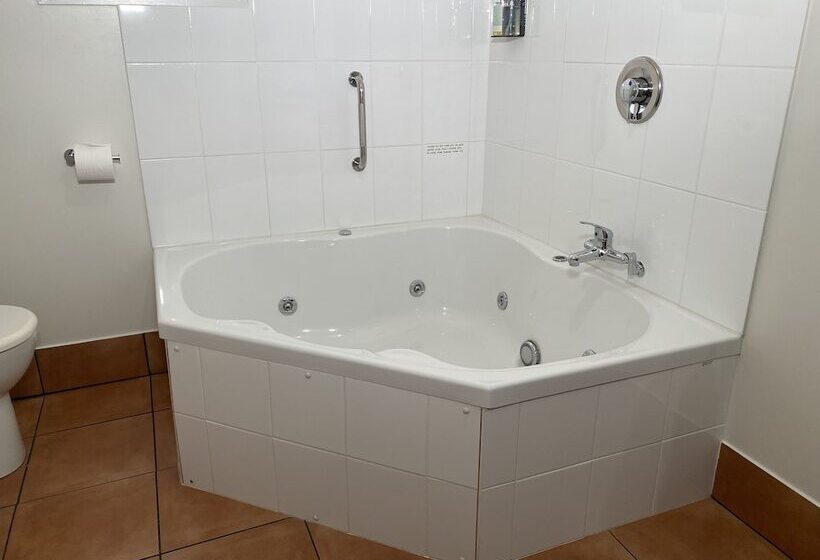 هتل Asure Townsman Motor Lodge