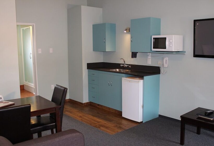 هتل Asure Townsman Motor Lodge