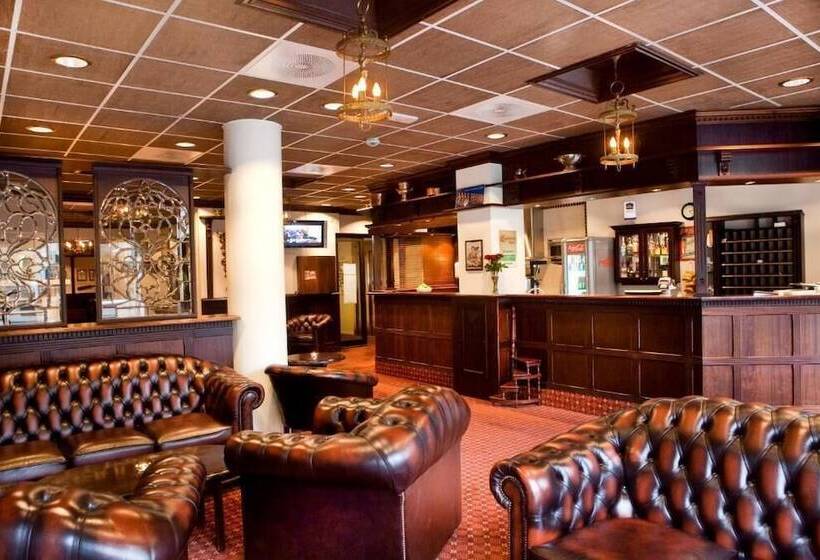 בית מלון כפרי Chesterfield