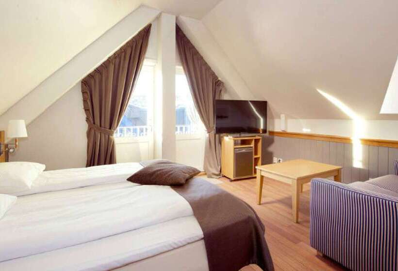 Clarion Collection Hotel With