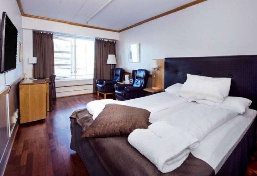 Clarion Collection Hotel With