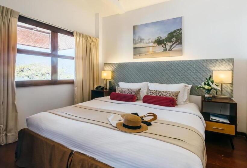 هتل Discovery Coron Formerly Club Paradise Palawan