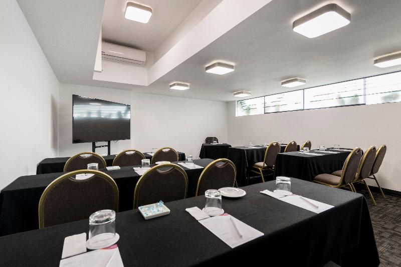 هتل Crowne Plaza Lima, An Ihg