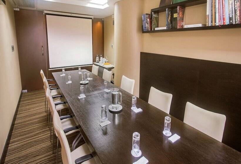 Отель Del Pilar Miraflores