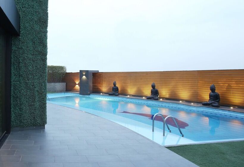 בית מלון כפרי Four Points By Sheraton Lahore