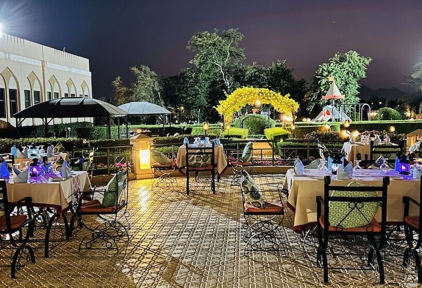 هتل Golden Tulip Nizwa