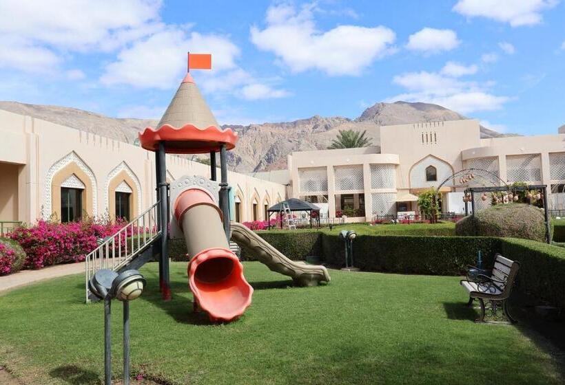 هتل Golden Tulip Nizwa
