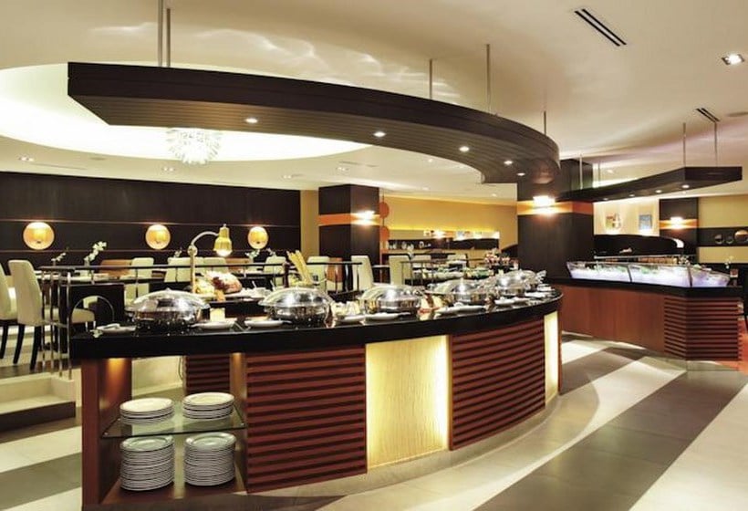 هتل Jen Manila By Shangrila