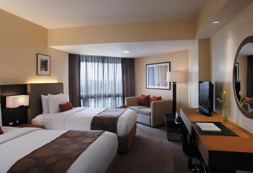 هتل Jen Manila By Shangrila