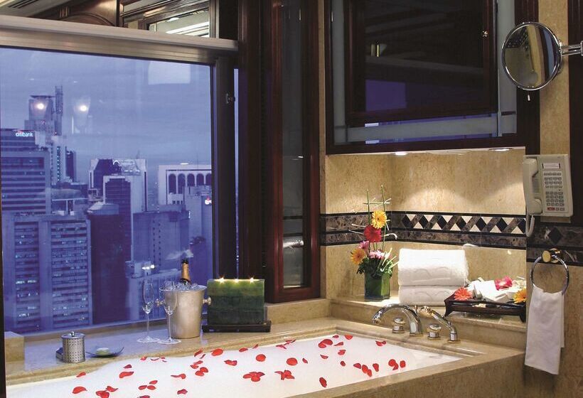 هتل Makati Shangri La, Manila