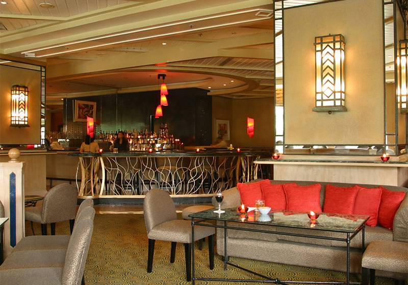 هتل Makati Shangri La, Manila