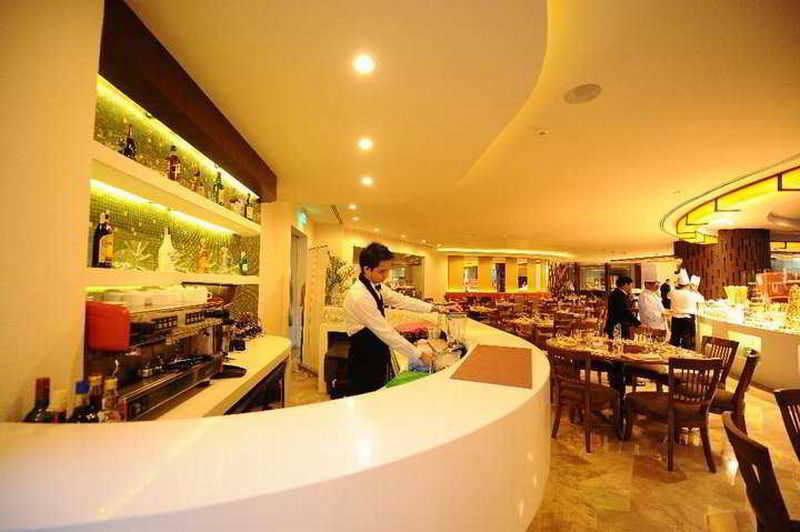 هتل Marco Polo Davao