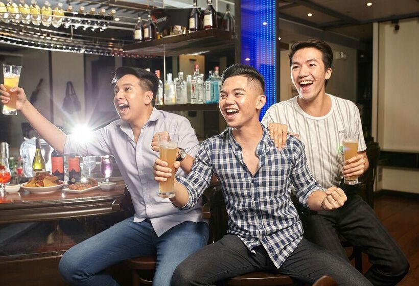 בית מלון כפרי Quest Plus Conference Center Clark