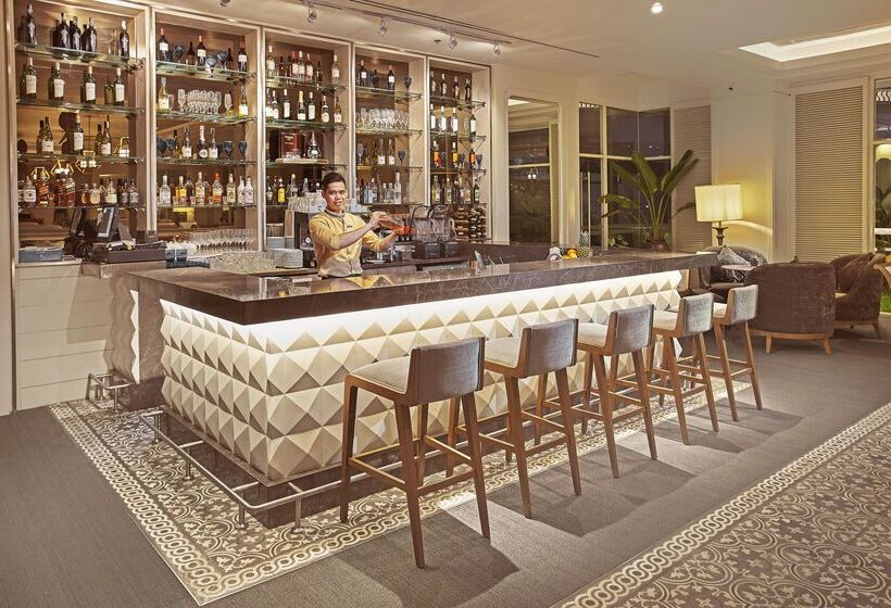 בית מלון כפרי Quest Plus Conference Center Clark